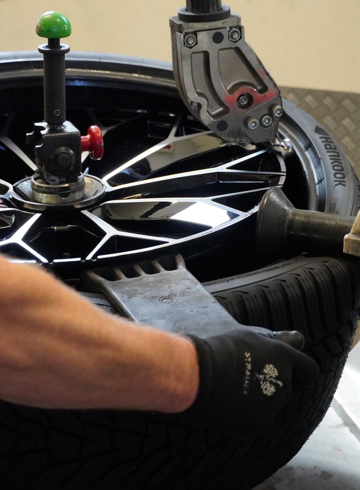 Ihr Reifendienst – zuverlässig seit 1987